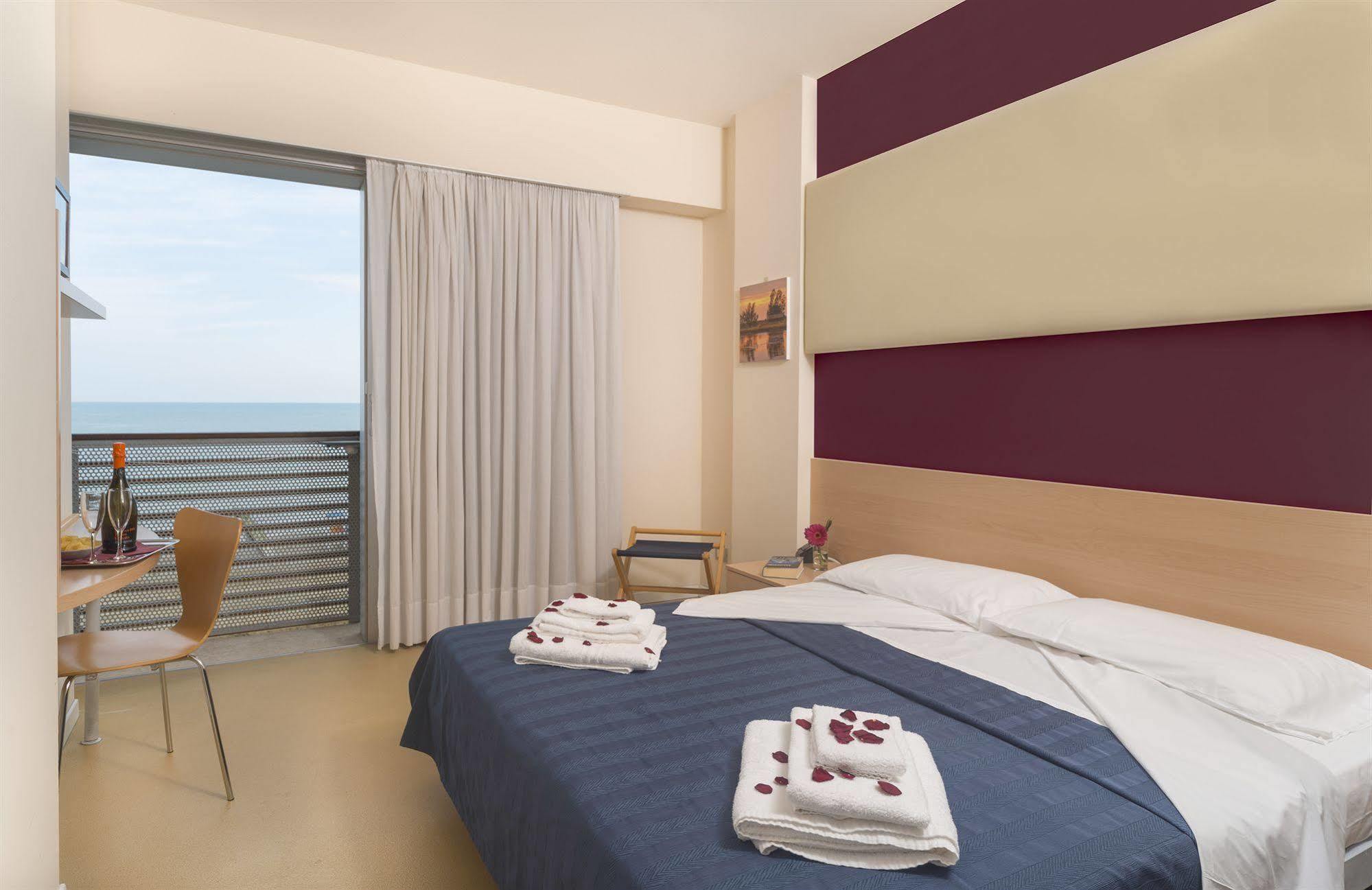 Hotel Rosanna 3 Stelle Superior Jesolo Extérieur photo